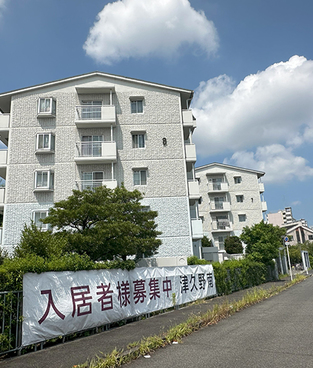 フレール津久野南
