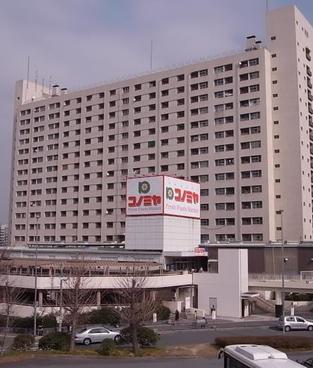 泉北泉ヶ丘駅前